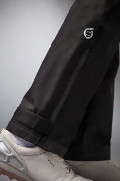 Sunderland MONTANA Ladies Lightweight Waterproof Golf Trousers BLACK Lifetime Waterproof Guarantee -Golf Promotion Store 890x1200 fitbox montanatrousers closeup hem